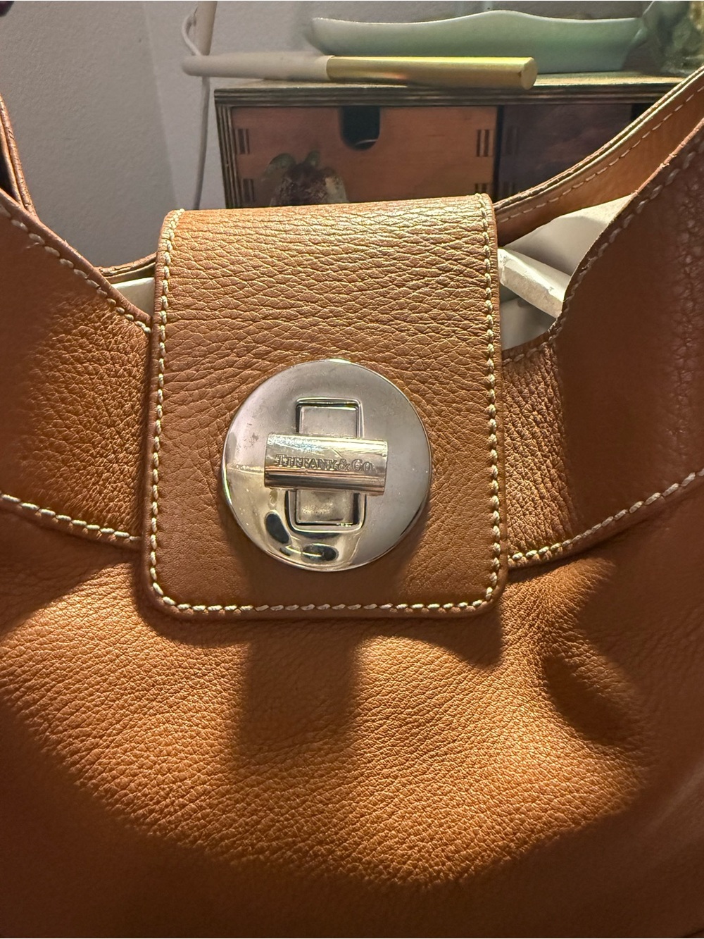 Classic Tiffany & Co Manhattan Tan Leather Shoulder Bag - Great Investment - Picture 3 of 9